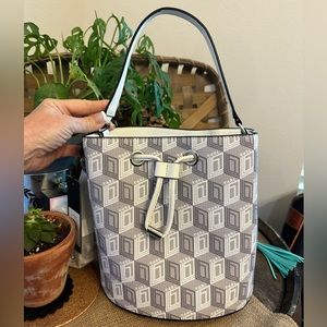 Karl Lagerfeld Paris Adele Crossbody Bucket